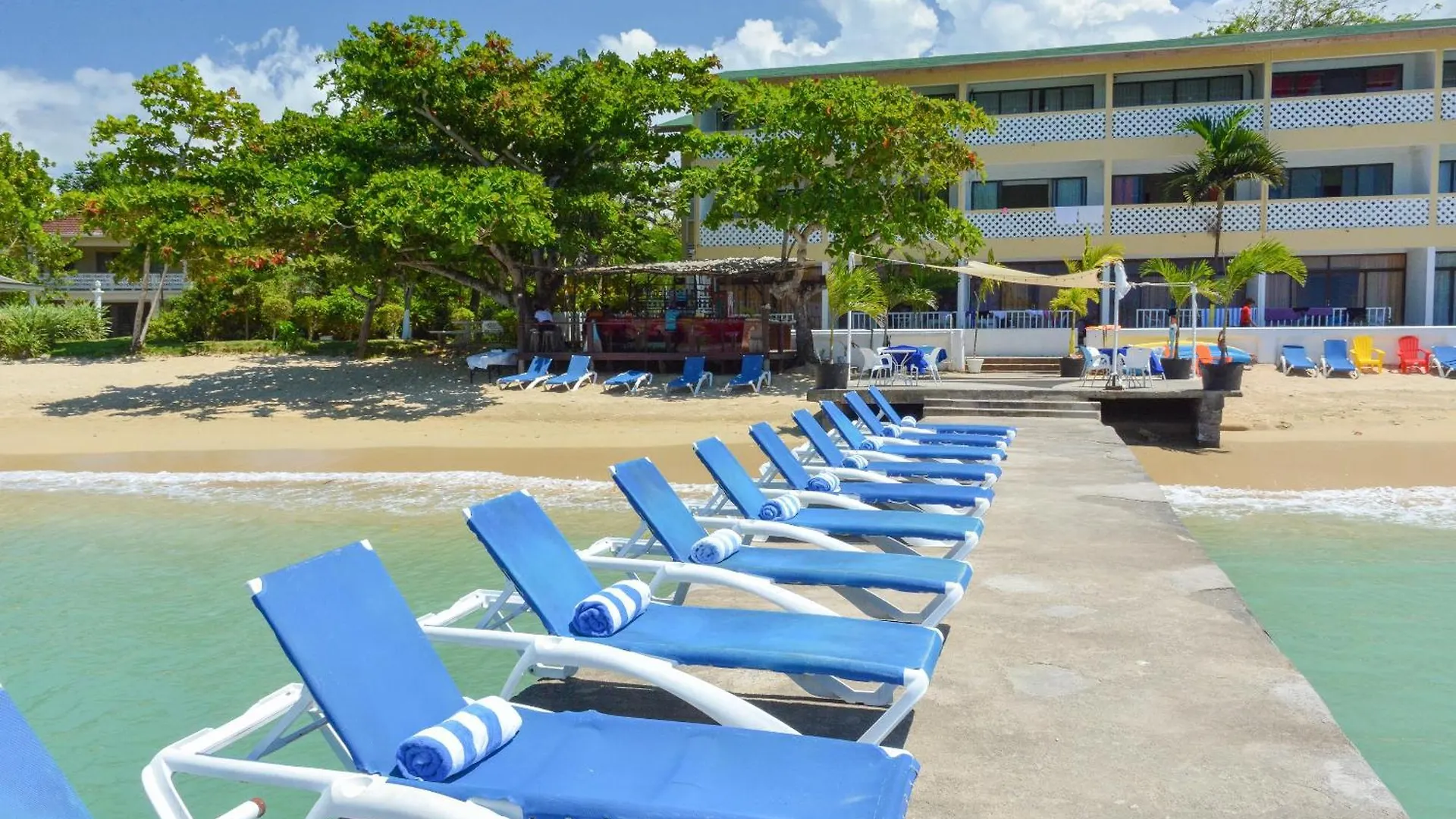 Sand And Tan Beach Hotel Ocho Rios Jamajka