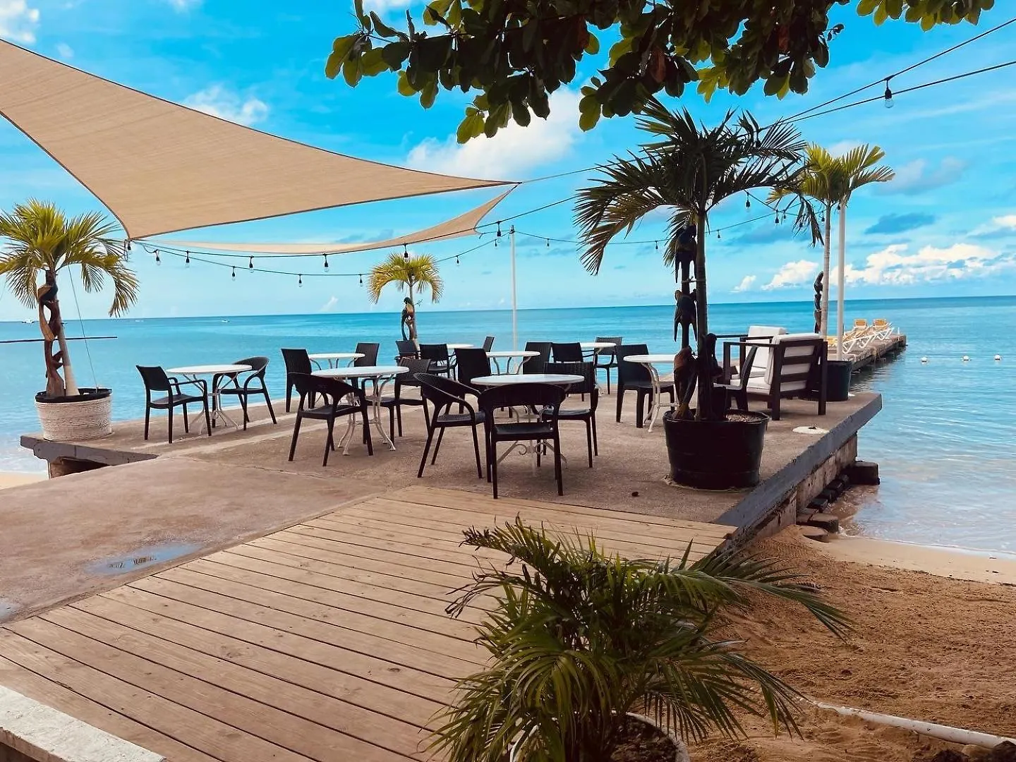 Sand And Tan Beach Hotel Ocho Rios