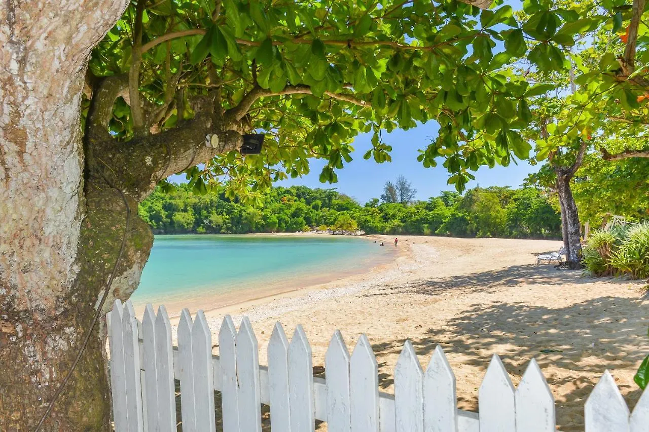 Sand And Tan Beach Hotel Ocho Ríos Jamaïque